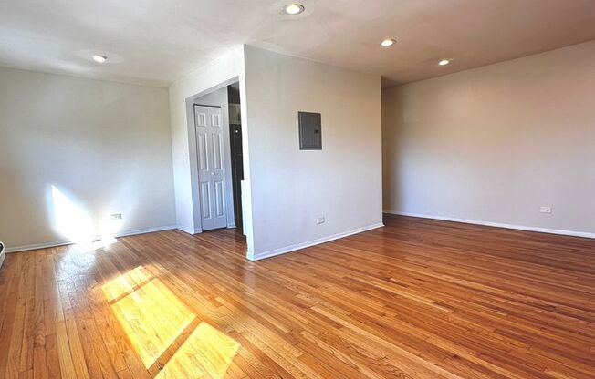 1 bed, 1 bath, 650 sqft, $1,600, Unit 6954-520