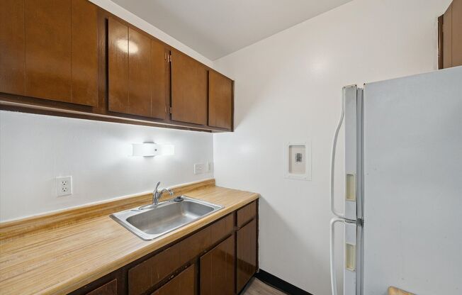 1 bed, 1 bath, 700 sqft, $750