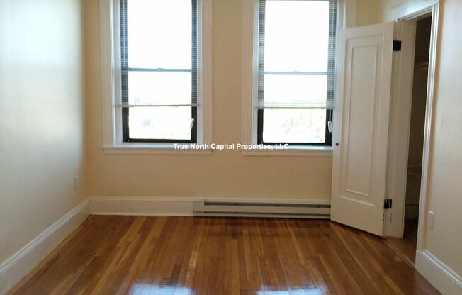 379 BROADWAY