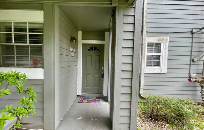 2 bed 2 bath Raintree Condominium