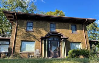 315 Corby Blvd