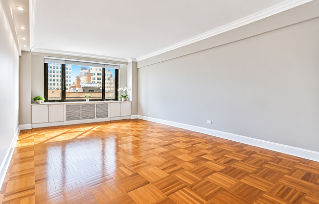 1 bed, 1 bath, $4,950, Unit W8G