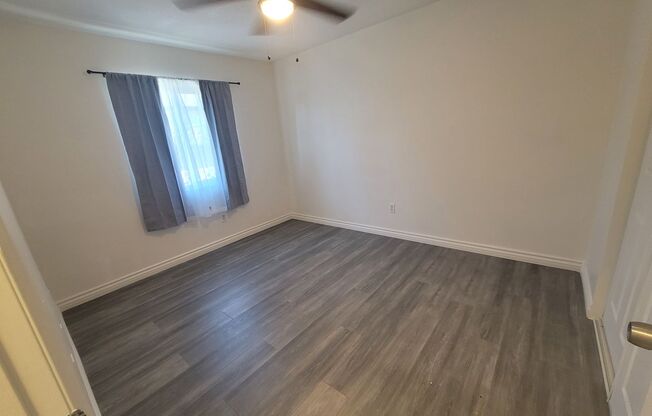 2 beds, 1 bath, 700 sqft, $1,695, Unit Unit D