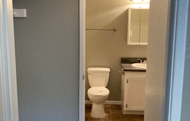 2 beds, 2 baths, 900 sqft, $1,475, Unit 234