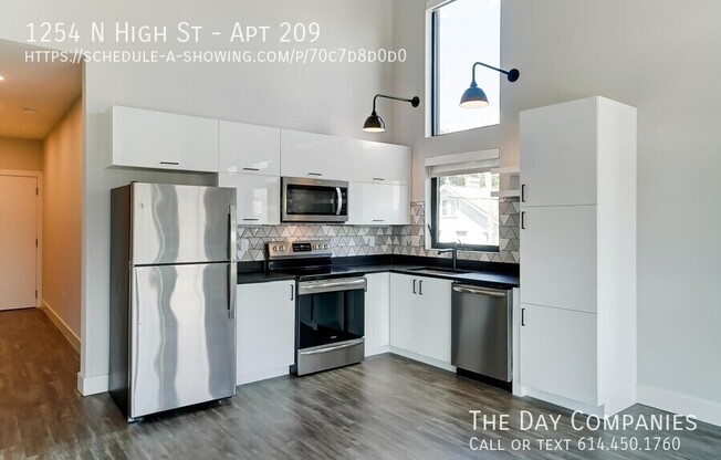 1254 N High ST