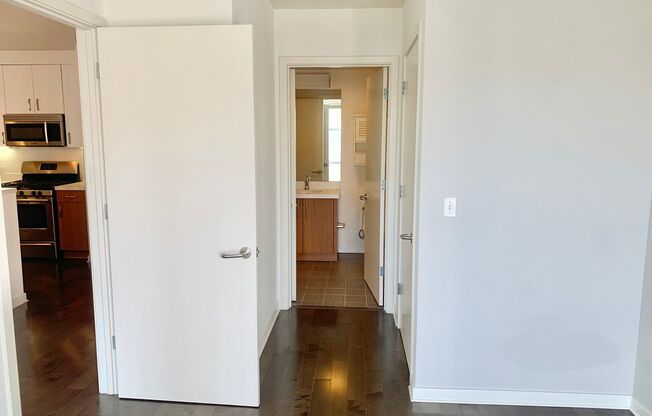 2 beds, 2 baths, $4,125, Unit 1