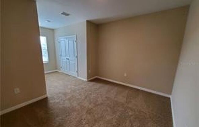 3 beds, 2.5 baths, $2,500