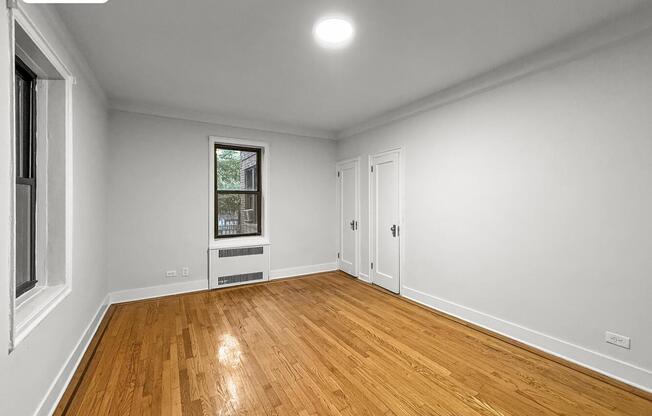 1685 E 5 ST
