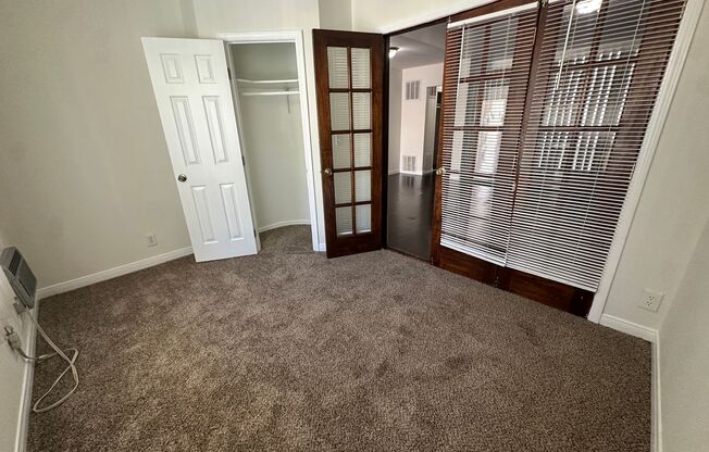 2 beds, 1 bath, 700 sqft, $2,200, Unit 205