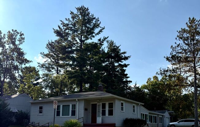 3 BEDROOM NEAR CAMPUS AVAIL AUGUST 2026 @ $3,000 Monthly