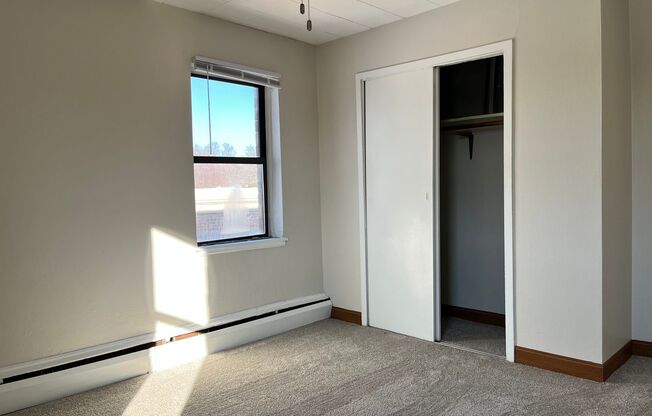 1 bed, 1 bath, 600 sqft, $1,099, Unit 563-02