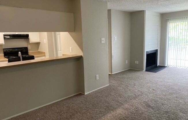 1 bed, 1 bath, 706 sqft, $910, Unit 2017