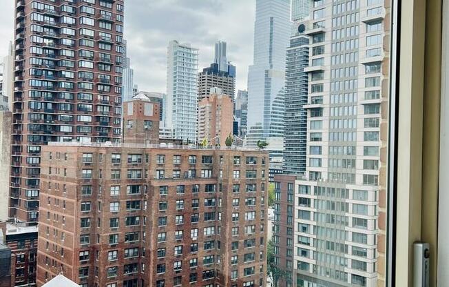 2 beds, 2.5 baths, 1,392 sqft, $9,000, Unit 12D