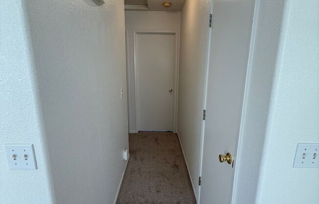 2 beds, 2 baths, $2,375, Unit B