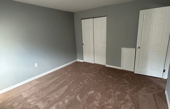 1 bed, 1 bath, 625 sqft, $1,275, Unit F03