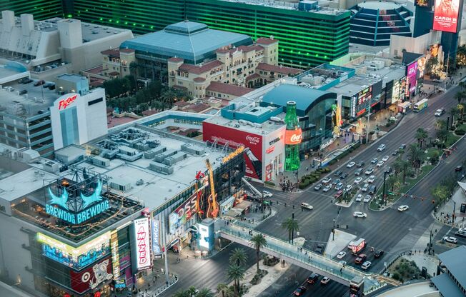 1 bed, 1.5 baths, $5,995, Unit #3902