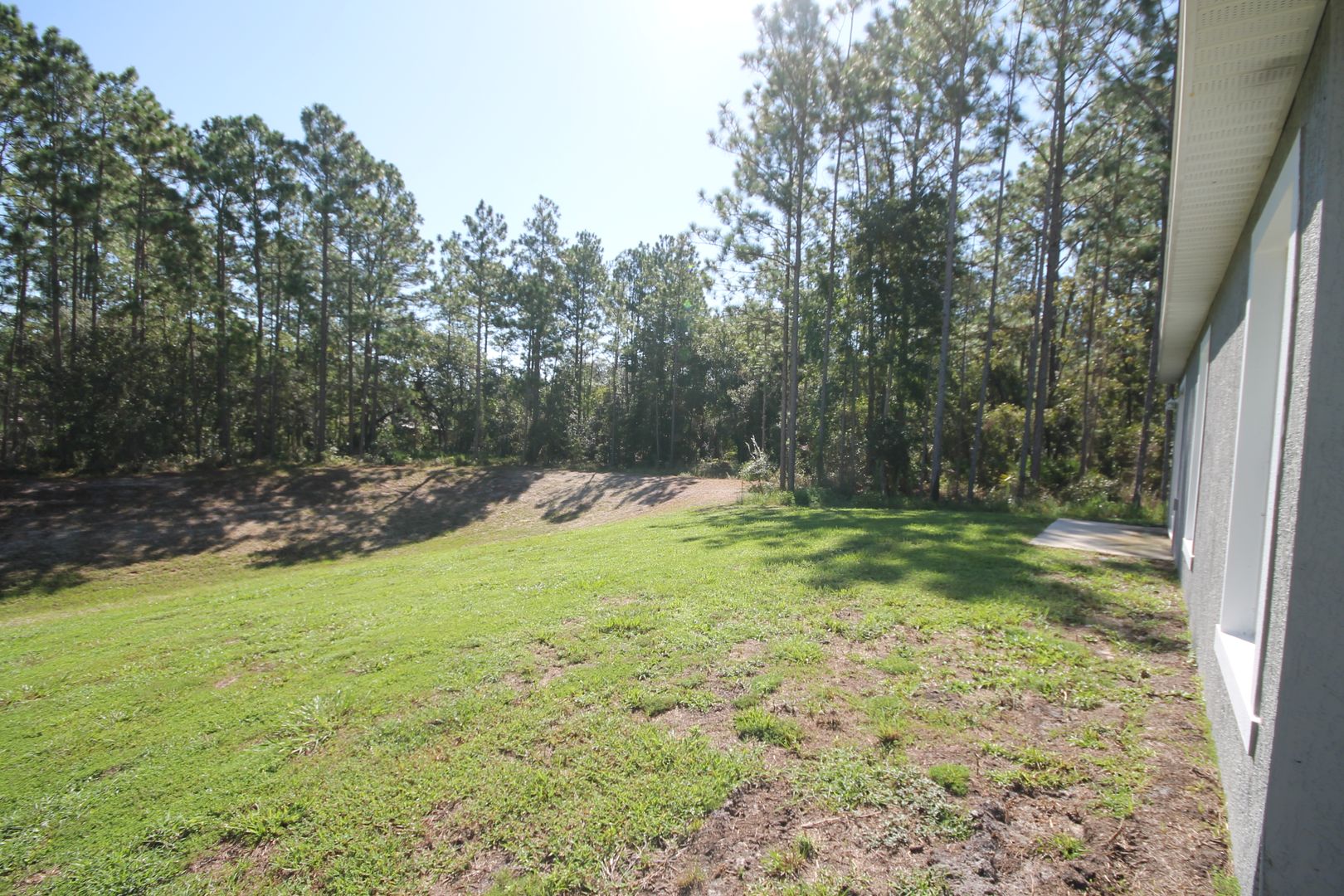 Incredible 3 Bedroom, 2 Bathroom Home in Marion Oaks of Ocala!!