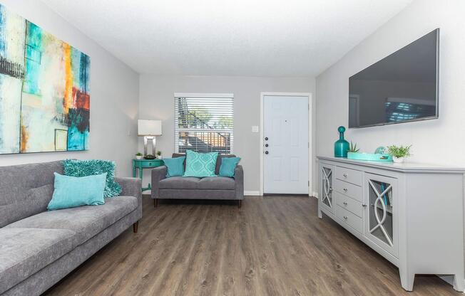 Home - Bend at Oak Forest - Houston, TX