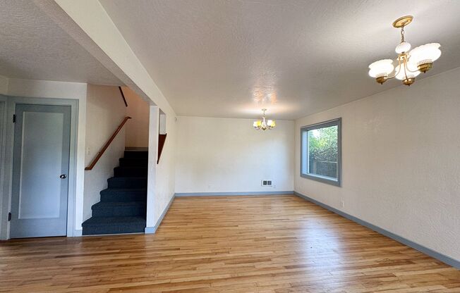 3 Bed, 1.5 Bath overlooking the Rose Garden and Willamette River bike path in Whiteaker