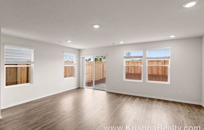 Spacious 2-Year-Old NEW CONSTRUCTION 4-Bedroom Home with Loft, 2-Car Garage & Private Yard