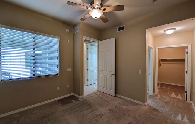 2 beds, 2 baths, $1,750, Unit Unit 2027