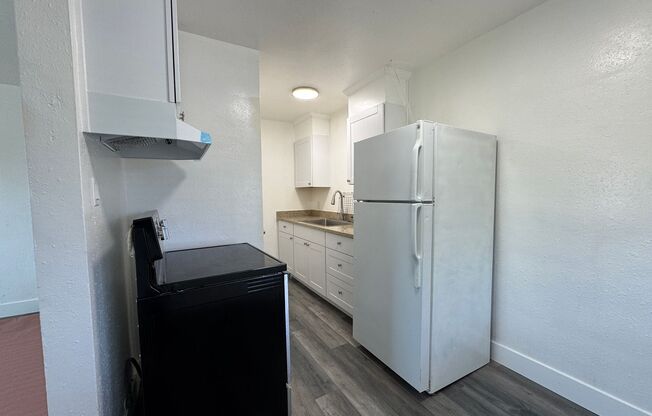 Remodeled One Bed, One Bath Apartment in Downtown Stockton