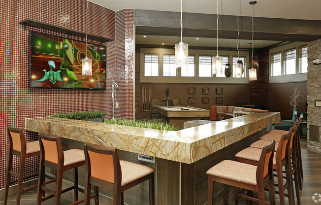 Welcome to Arbours at Crown Point