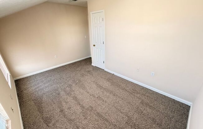 2 beds, 1 bath, 1,047 sqft, $1,242, Unit 14-301