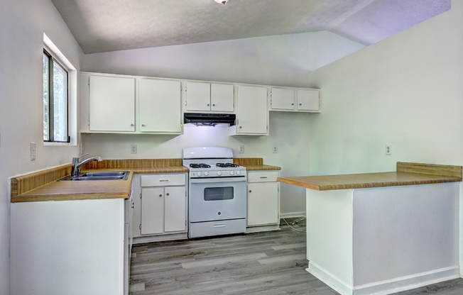 5454 BRISBANE CT