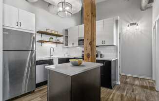 large kitchen of minneapolis apartment for rent