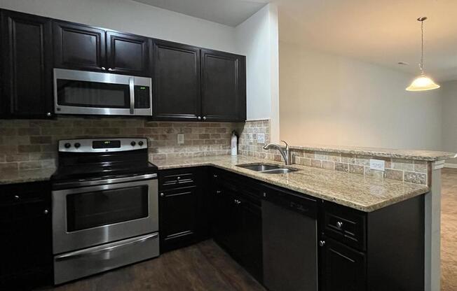 3920 VOLKSWALK PL