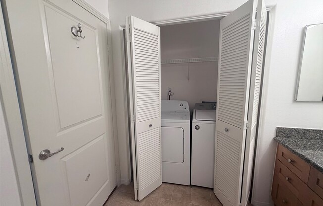 1 bed, 1 bath, 735 sqft, $2,300, Unit 318