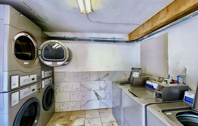 1 bed, 1 bath, 525 sqft, $1,350, Unit 212