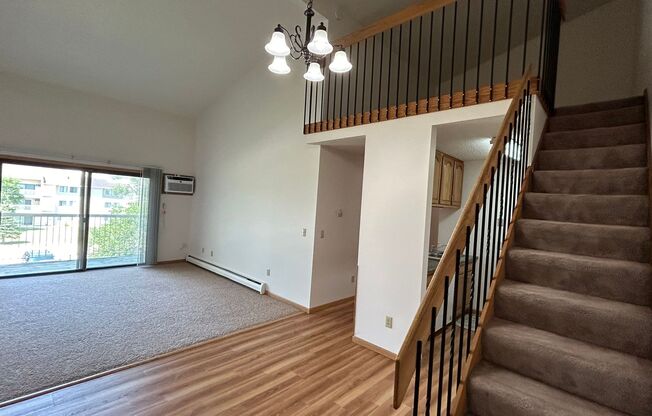 1 bed, 1 bath, 930 sqft, $855, Unit 2581-320