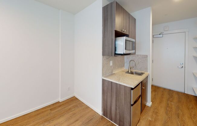 Studio, 1 bath, 186 sqft, $1,445, Unit 410