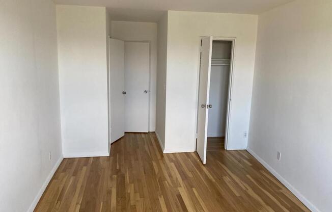 1 bed, 1 bath, 700 sqft, $1,975