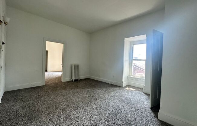 1 bed, 1 bath, $1,195