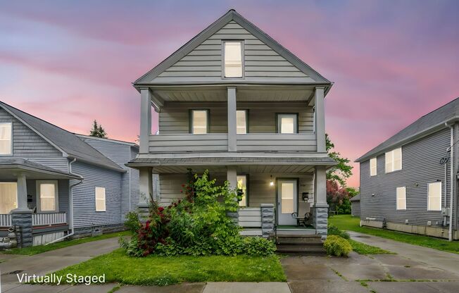 2bd/1b UPSTAIRS 4-plex Cash Pay