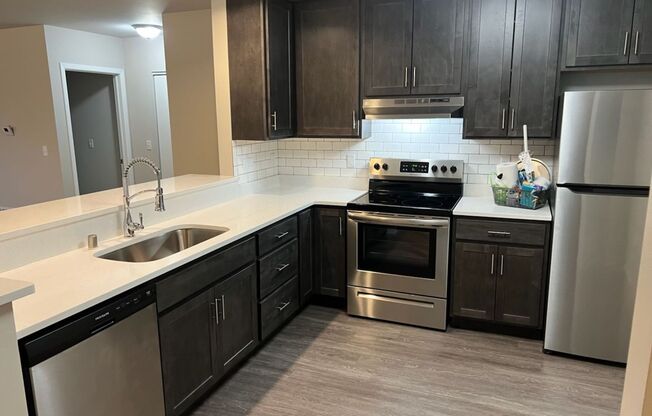 2 beds, 2 baths, 1,267 sqft, $2,030, Unit 802-202