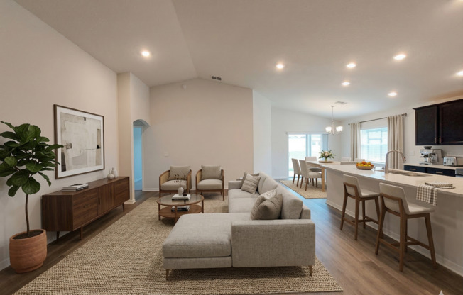 $500 off 1st month: Beautiful 4 Bedroom, 2 Bathroom House