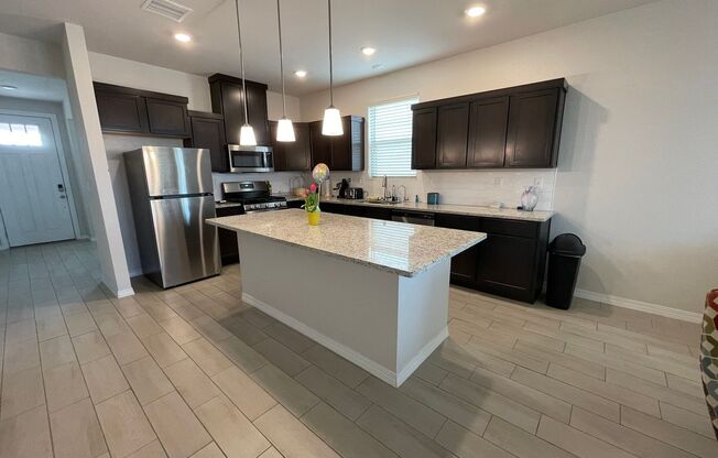 Modern Elegance Meets Prime Location – Stunning 2023-Built Home