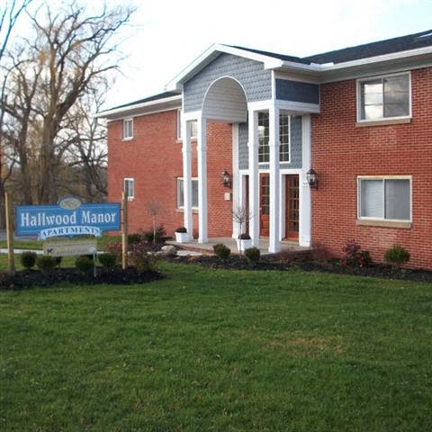 Hallwood Manor Apartments