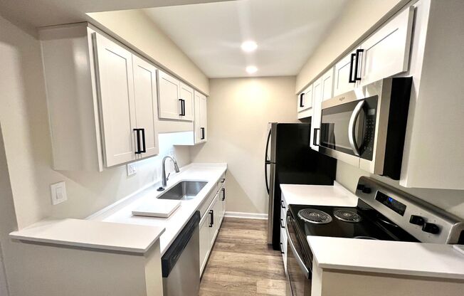 Studio, 1 bath, 360 sqft, $850, Unit A3