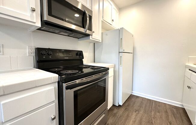 210 Quintard St