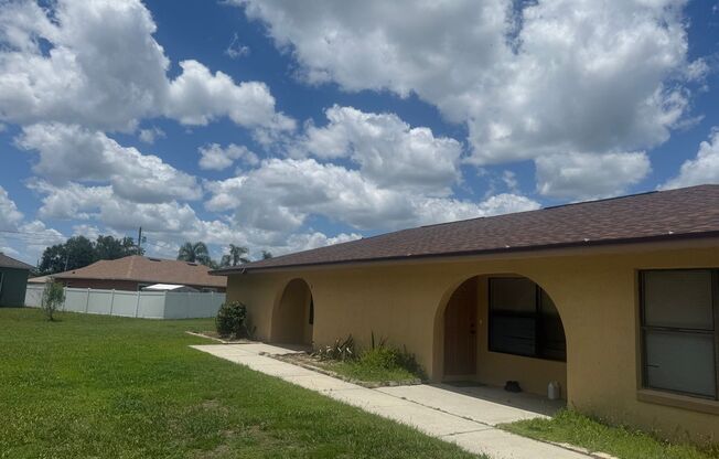 Spacious Duplex in Poinciana