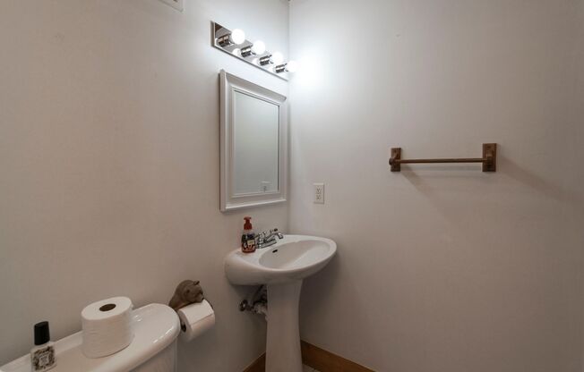 4 beds, 3 baths, $2,780
