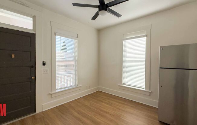 Studio, 1 bath, 300 sqft, $1,599, Unit 6