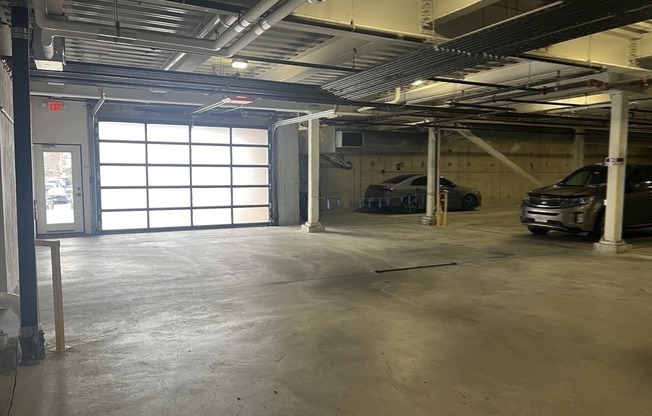 3 beds, 2.5 baths, 1,876 sqft, $4,250, Unit 13