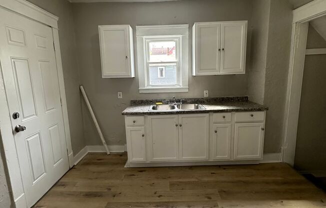 Cleveland East Side 2 Bed Single