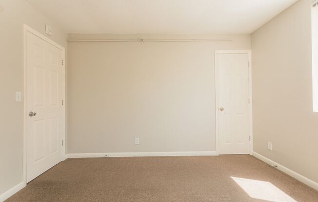 2 beds, 1 bath, 690 sqft, $2,800, Unit 210